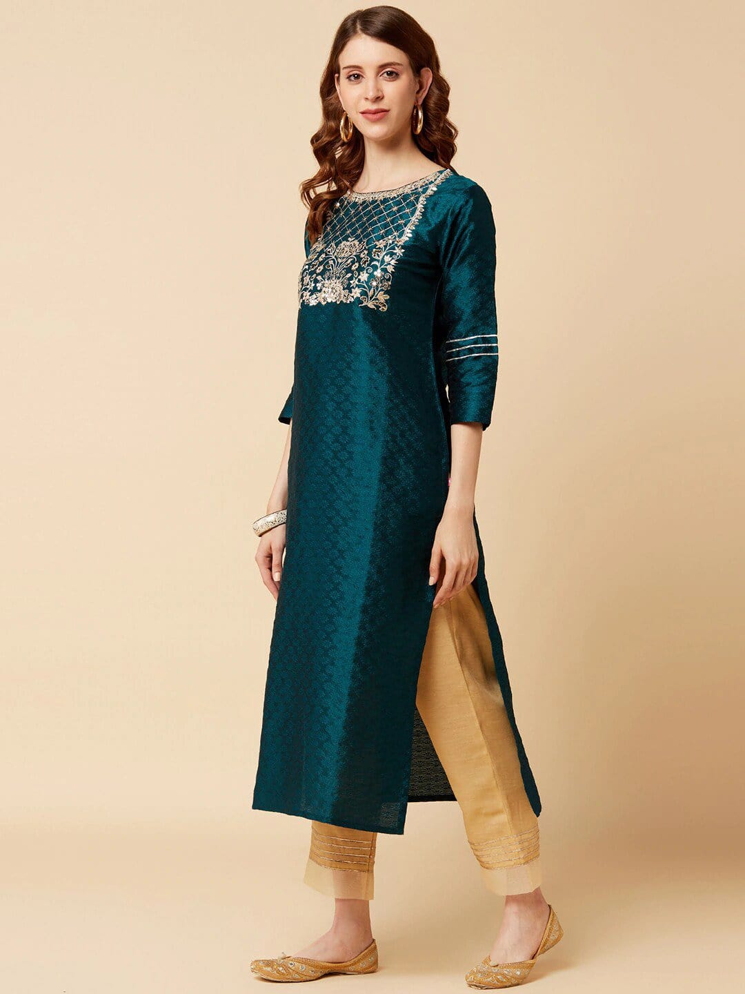 Kurtas