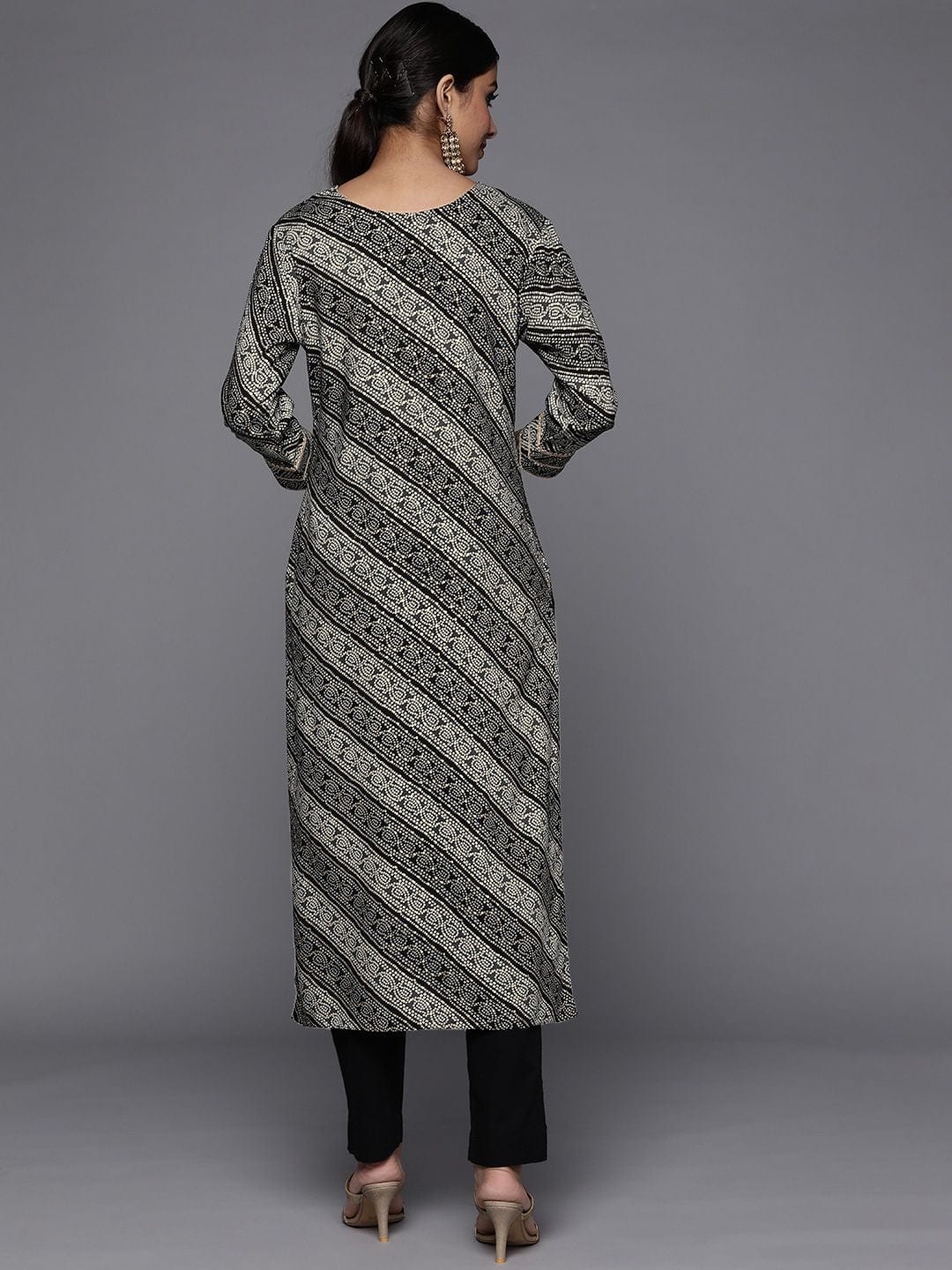 KURTA