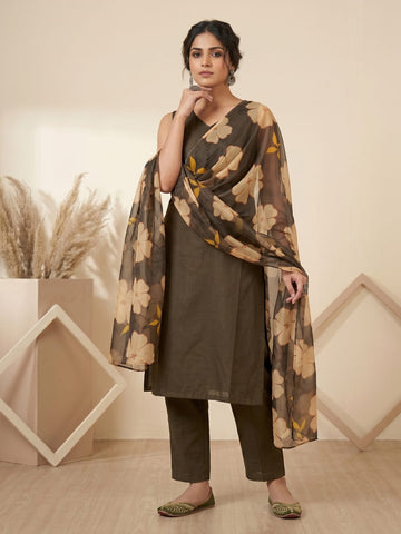 Womens Olive Green Solid Sleeveless Kurta With Straight Pant And Matching Floral Organza Dupatta