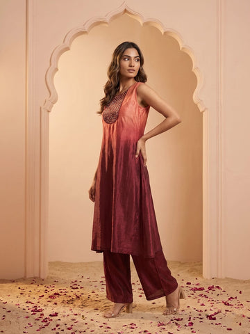 Embroidered OmbrÃƒÂ© Kurta with Wide-Leg Palazzos