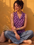 A Chic Sleeveless Printed Top With A Collared V-Neck Design, Perfect For Effortless Casual And Summer Styling.