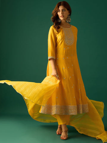 Gracefully Crafted In Rich Vichitra Fabric With Zari Embroidery, This Elegant 3-Piece Anarkali Set Blends Festive Charm With Timeless Style