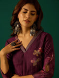 Elegant Floral Printed Straight-Fit Kurta With Three-Quarter Sleeves And V-Neck, Paired With Solid Ankle-Length Trousers For A Classic Look