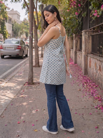 Women's Cotton Block Print Sleeveless Short Top With Lace-Up Back