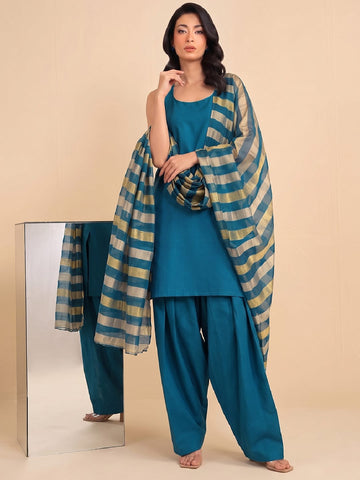 Women Teal Blue Solid Kurta Set With Farsi Salwar & Striped Dupatta