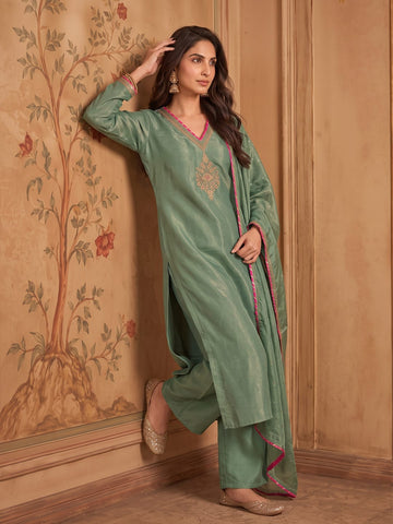Varanga Women Embroidered dori Work Kurta with Palazzos & With Dupatta