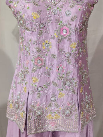 Varanga Women Floral Embroidered Regular Thread Work Kurta with Sharara & With Dupatta