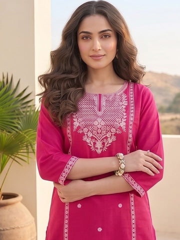 Varanga Women Kurta With Trousers And Paired With Dupatta Featuring Lurex And Lace Detailing