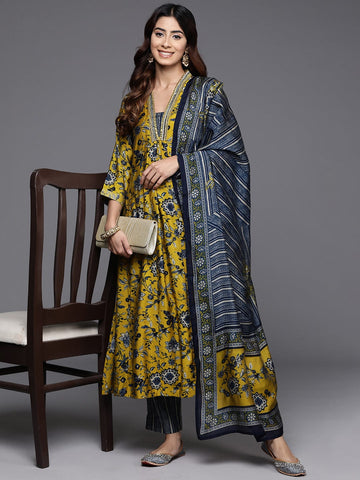 Varanga Women Floral Printed Regular Sequinned Chanderi Silk Kurta with Trousers & With Dupatta