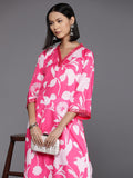 varanga women pink floral printed v neck straight kurta