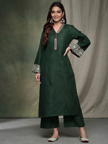 Varanga Women Green Embroidered Long & Flared Sleeves Kurta With Tonal Bottom