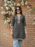 Artistic & Artisanal Cotton Kurti