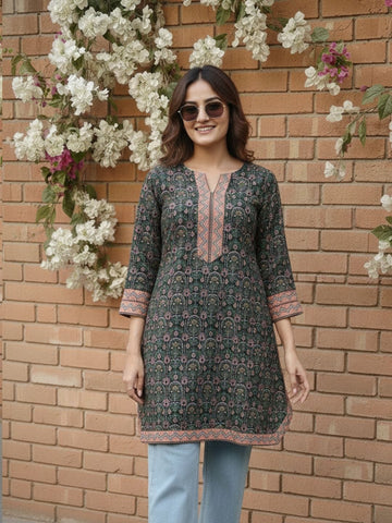 Artistic & Artisanal Cotton Kurti