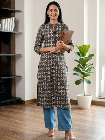 Chic & Minimalist Kurta