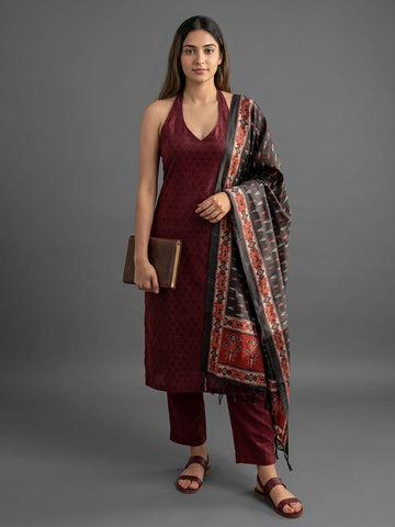 Contemporary & Sleek Kurta Set With Dupatta