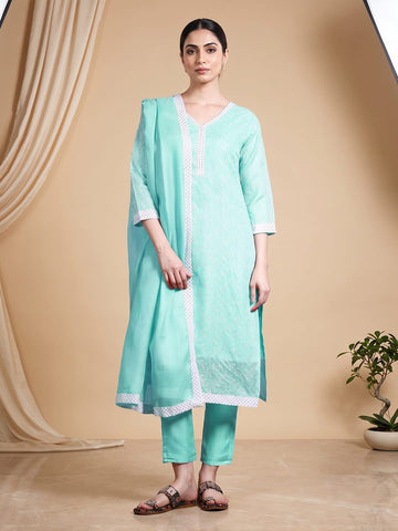 Varanga Women Ethnic Green Kurta Set With Dupatta