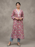 Varanga Women Pink Floral Printed V- Neckline Lace Detailed Stright Kurta