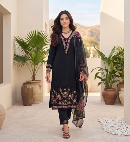 Varanga Women Floral Motif Thread Embroidered & Orangza Lace Detailed Kurta With Trouser & Dupatta