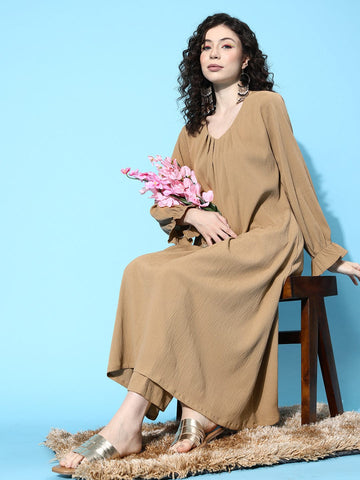 varanga beige solid empire v neck kurta with trousers