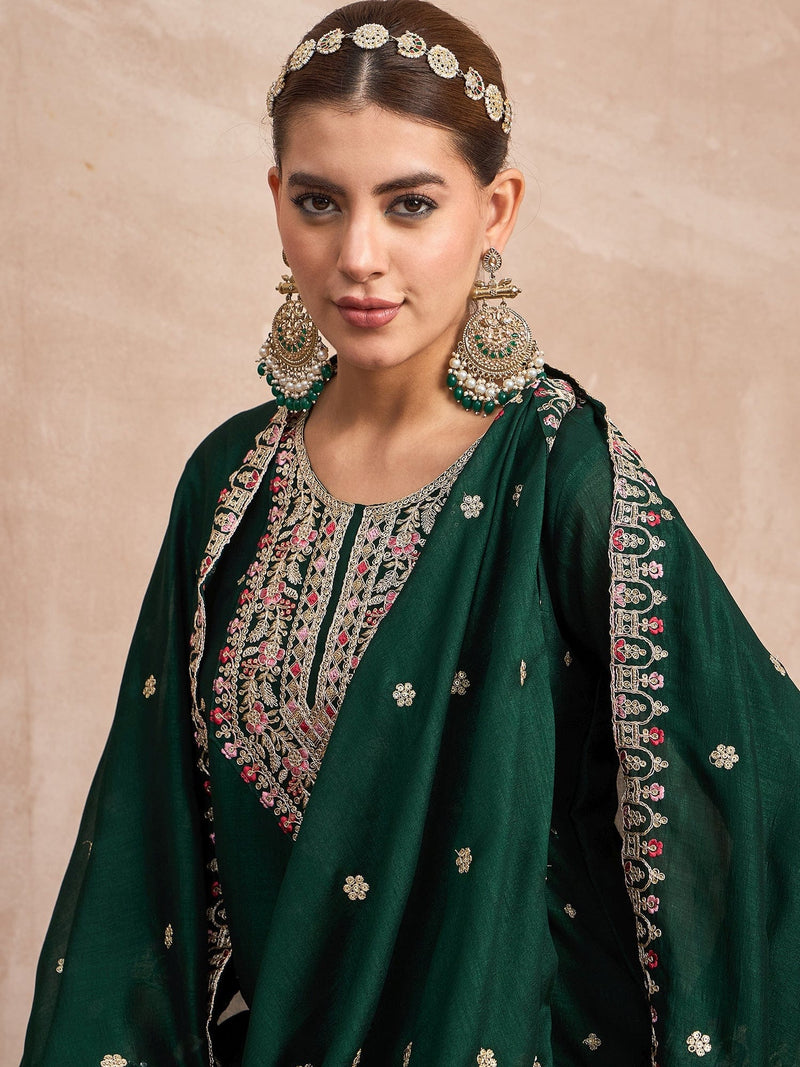 Elegant In Deep Green, This Straight-Fit Kurta With Intricate Zari-Embroidered Yoke Is Paired With Ankle-Length Solid Trousers And A Matching Zari-Accented Dupatta