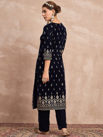 Velvet Kurta With Silver Print, Paired With Trousers For An Elegant, Everyday Look