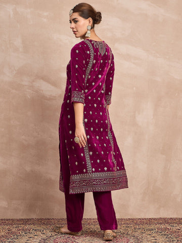Velvet Kurta With Silver Print, Paired With Trousers For An Elegant, Everyday Look