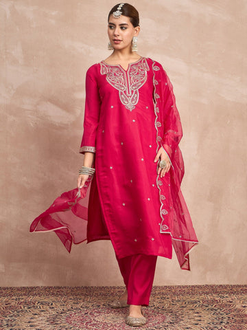 Fuchsia Straight-Fit Kurta Set With Intricate Zari Embroidery, Paired With Solid Ankle-Length Trousers And An Embroidered Dupatta For A Graceful Festive Look