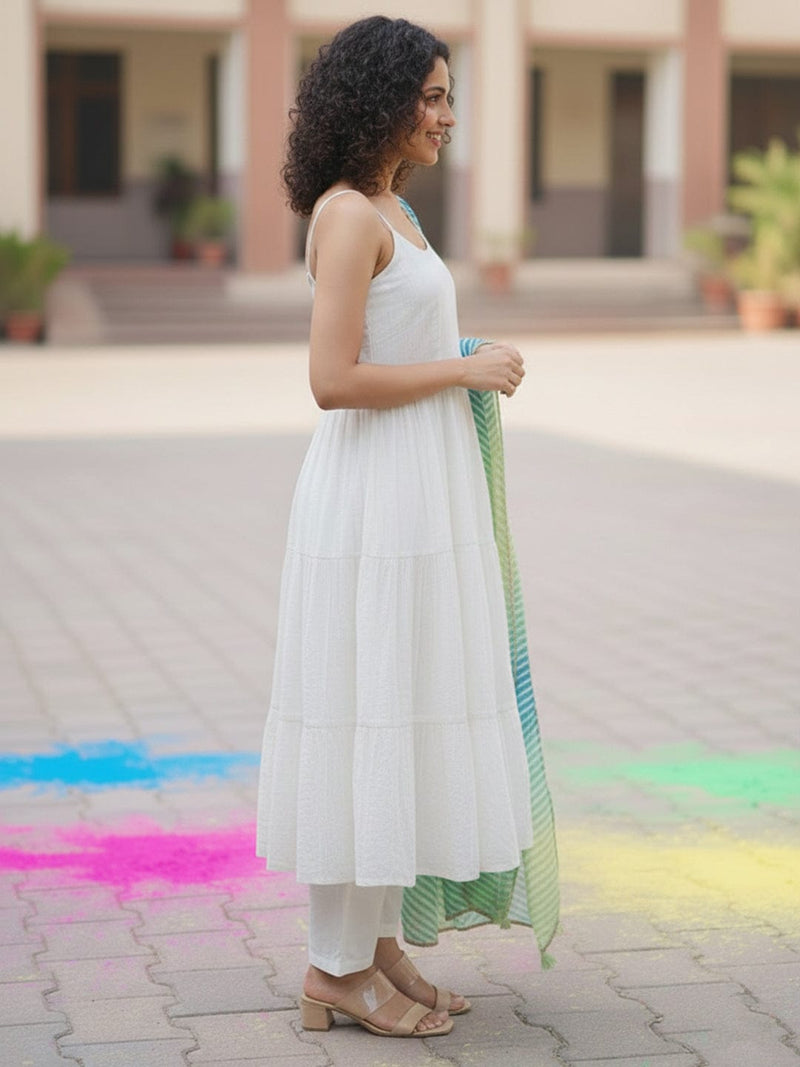 Trendy Lurex kurta Set in Off-White