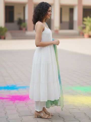 Trendy Lurex kurta Set in Off-White