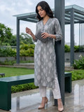 Varanga Women Grey 3/4Th Sleeve, V Neck Collared Kurta.