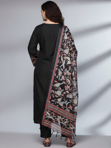 Varanga Women Black Embroidered Kurta Paired With Tonal Bottom And Printed Bhaghalpuri Dupatta