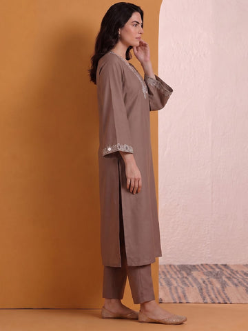 Mirror Embroidered Thread Work Straight Kurta