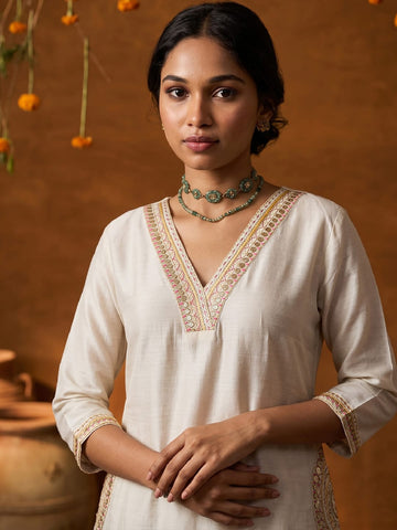 Women's Beige Kurta Set Embroidered V-Neckline And Side-Pocket