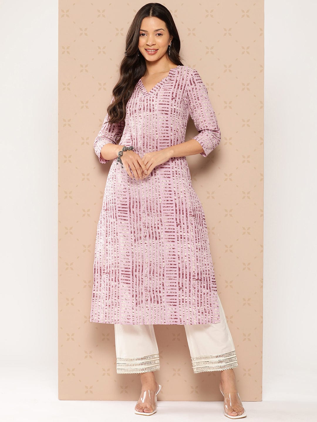 Varanga Women Lavender Stripe Printed V-Neck Straight Kurta With Three Quarter Sleeves