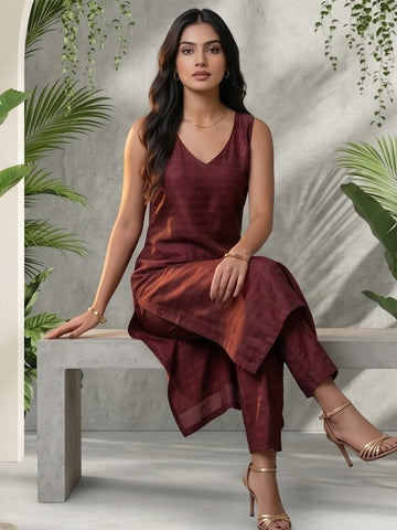 Contemporary & Sleek Kurta Set