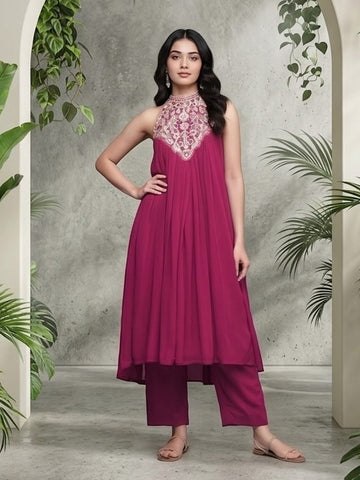 Varanga Women Fushcia Embroidered Sleeveless Flared Kurta Paired With Tonal Bottom