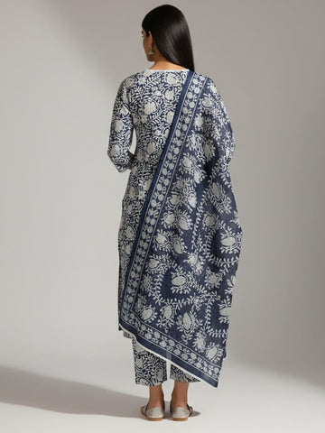 Varanga Women Ethnic Floral Printed Kurta With Trouser & Dupatta