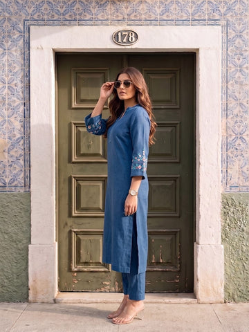 Womens Embroidered Blue Notch-Neck Kurta & Straight Pant Set