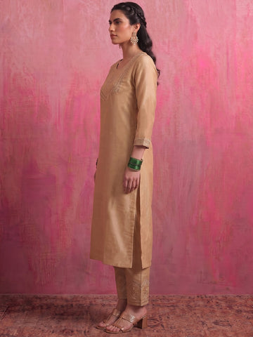Beige Embroidered Chanderi Kurta Set With Straight Pants And Organza Dupatta.