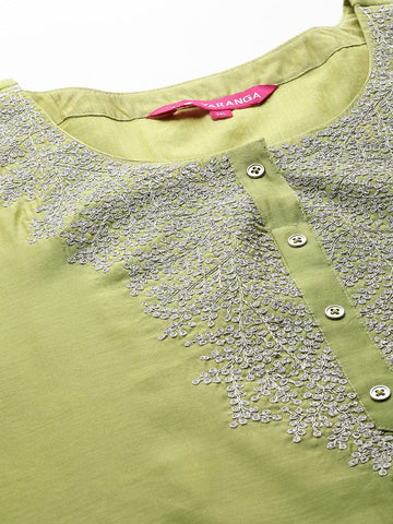 Varanga Women Green Floral Embroidered Regular Chanderi Silk Kurta with Trousers & With Dupatta