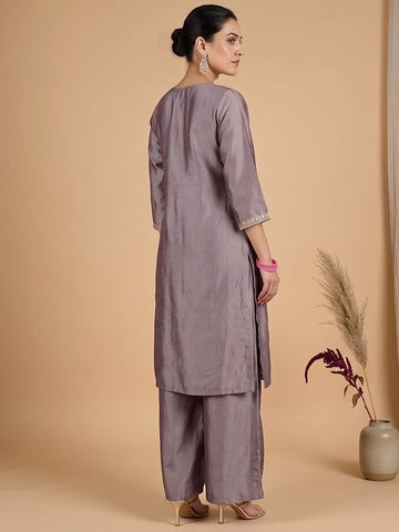 V Neck  Kurta With Lace Detailing, Paired With Solid Trousers And A Contrasting Fuchsia Dupatta.