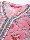 Varanga Women Pink Floral Printed Straight Kurta With Three Quarter Sleeves