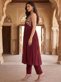 Women's Aliya Cut Kurta Set With Floral Zari Embroidery