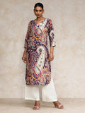 Varanga Women paisley printed three quarter sleeve Kurta