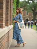 Blue Ethnic Printed Straight Kurta with Notched Neck and Three-Quarter Sleeves