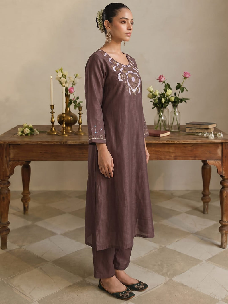 Brown Shimmer Kurta Set With Pants And Dupatta