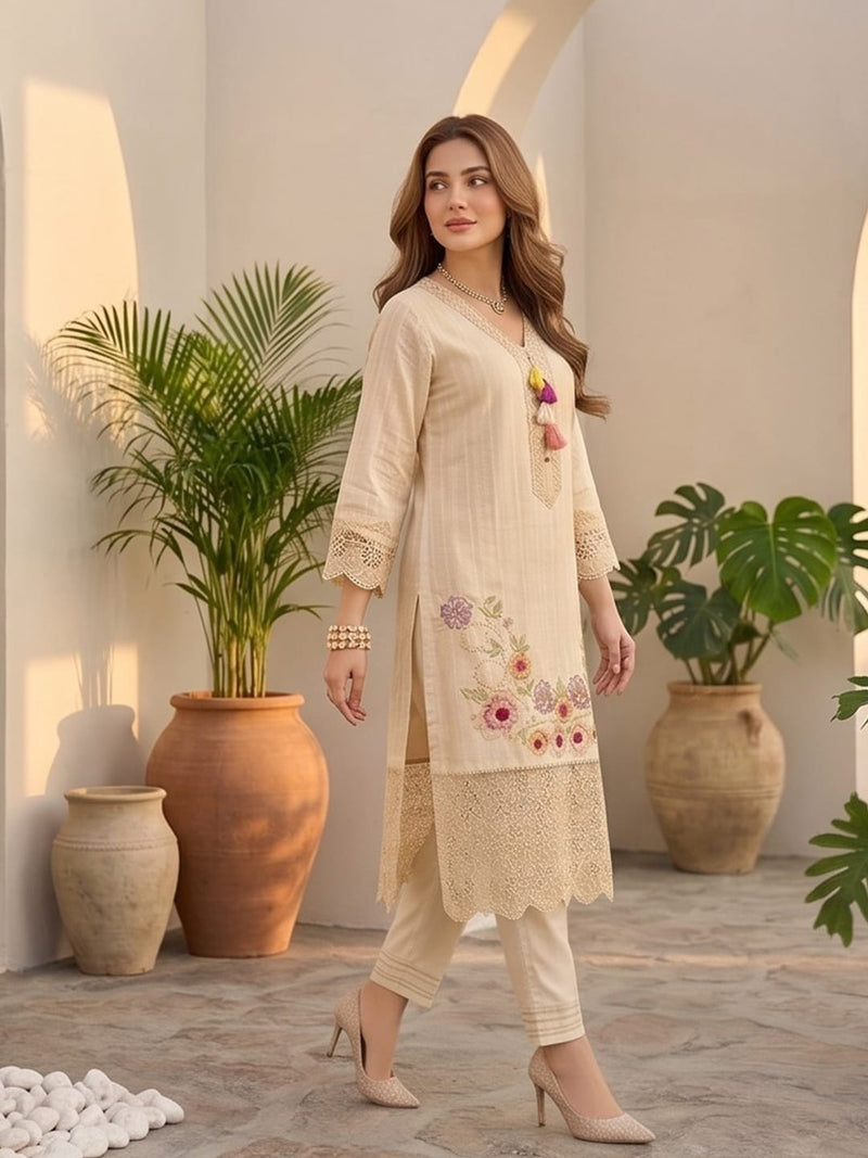 Varanga Women-Floral Motif Thread Embroidered Kurta With Trouser & Dupatta
