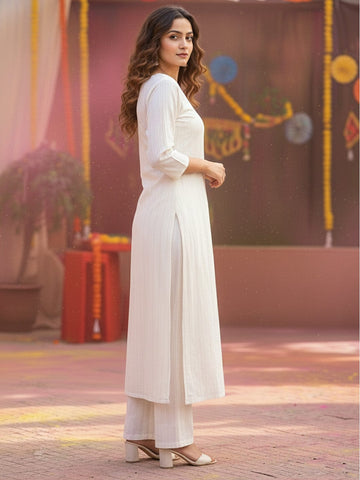 Women's Ivory A-Line Kurta with Vertical Stripes