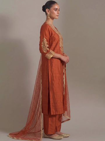 Sophisticated & High-Fashion Ethnic Kurta Set