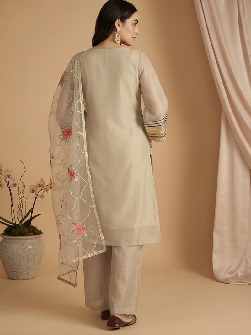 Varanga Women Three-Piece Set Featuring A Shimmer-Detailed Grey Kurta, Solid Ankle-Length Trousers, And An Embroidered Net Dupatta